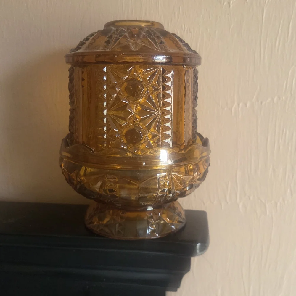 Vintage Indiana Glass Amber Stars & Bars Fairy Lamp